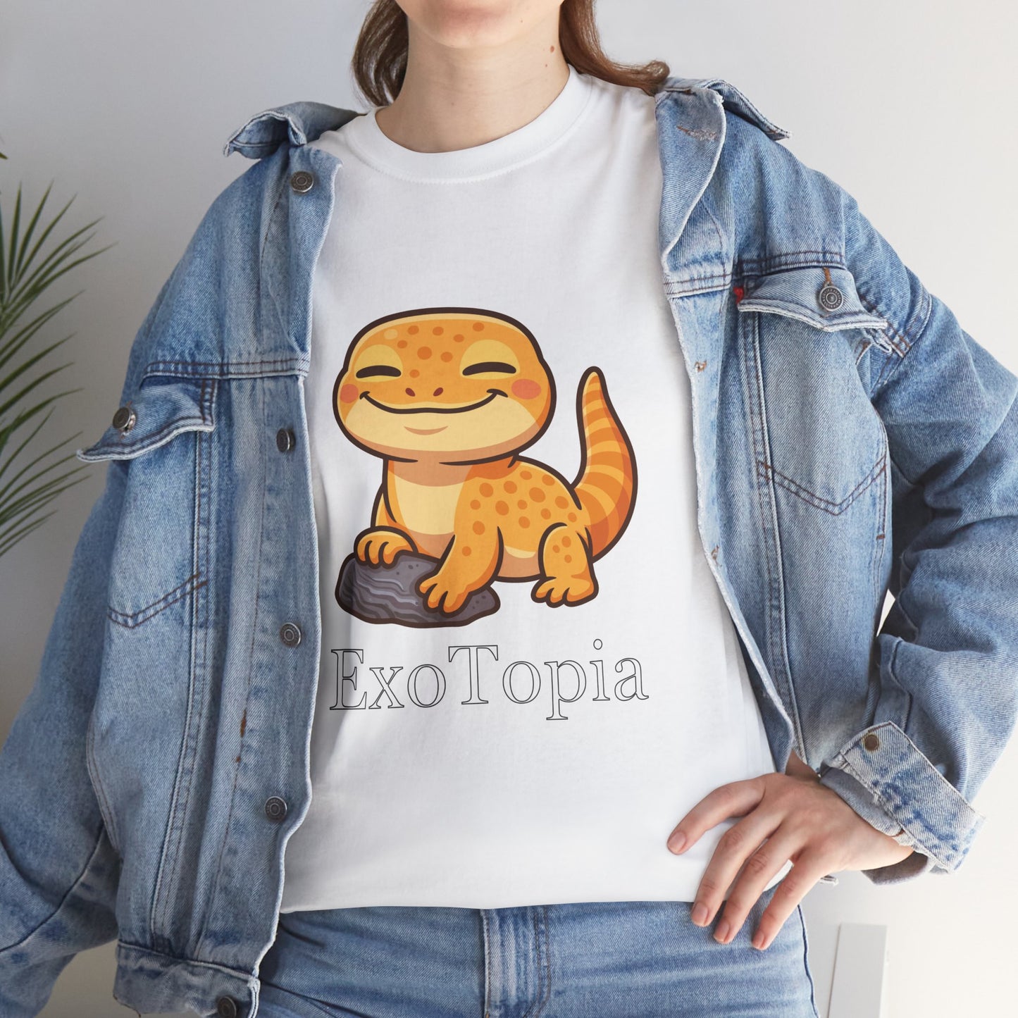 ExoTopia Graphic Tee – Cute Smiling Lizard