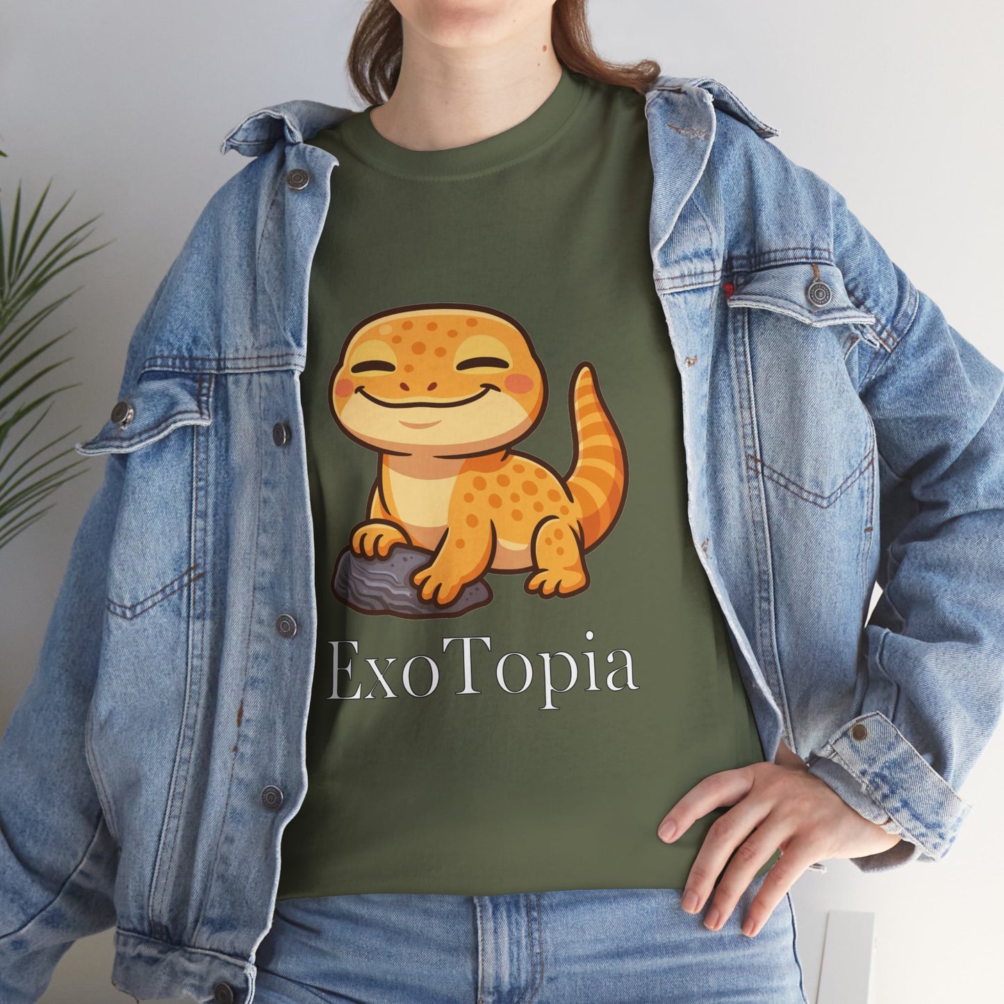 ExoTopia Graphic Tee – Cute Smiling Lizard