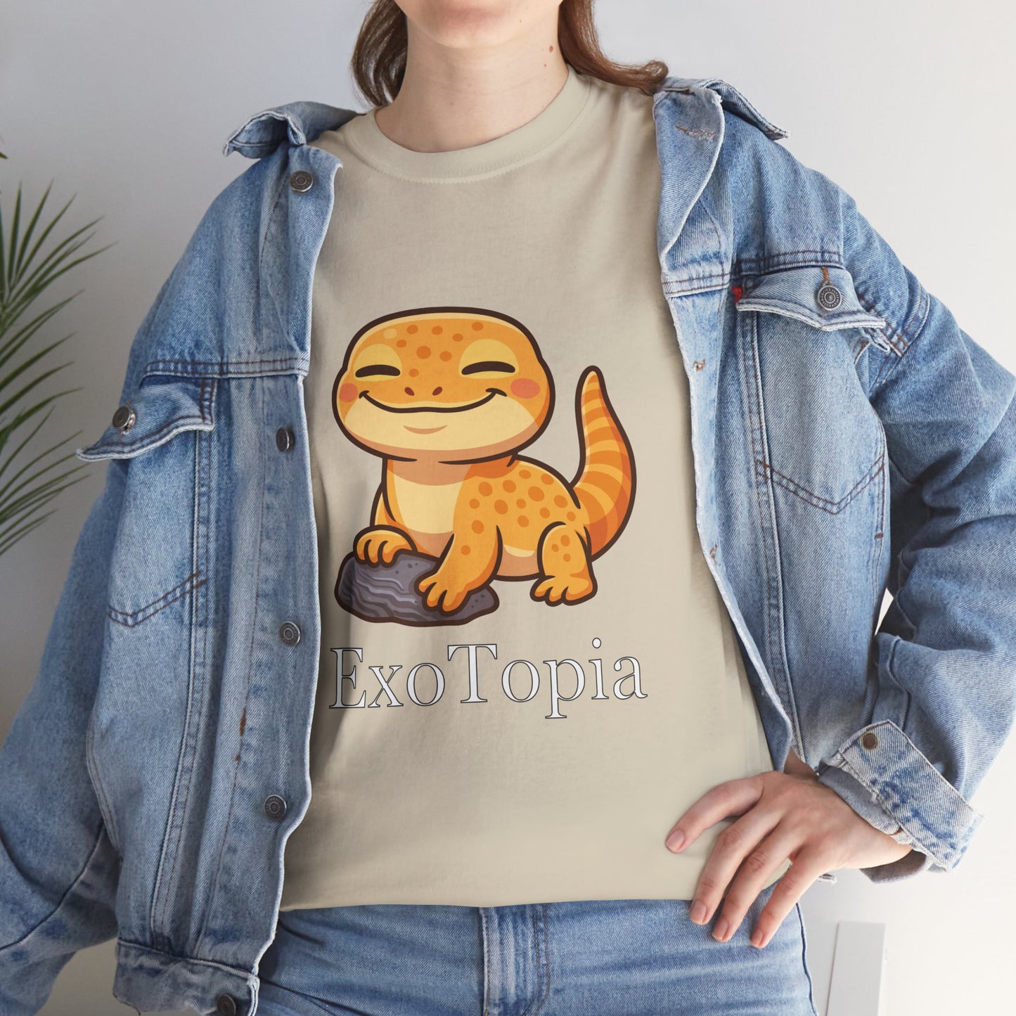 ExoTopia Graphic Tee – Cute Smiling Lizard