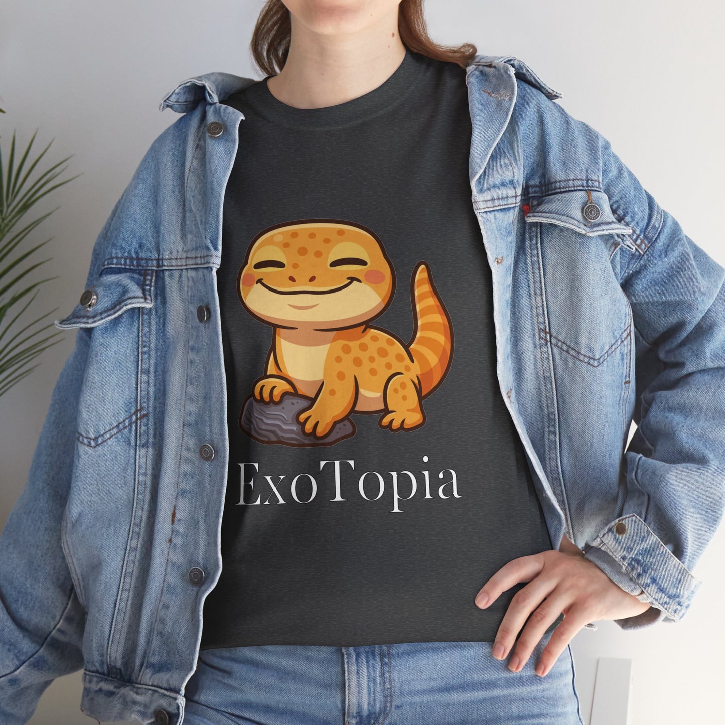 ExoTopia Graphic Tee – Cute Smiling Lizard